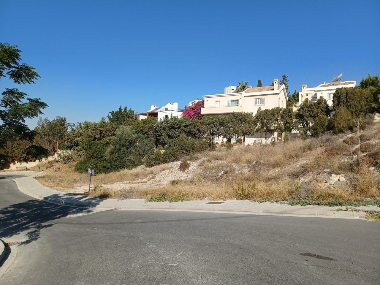 Propiedad comercial en Agios Tychon, Chipre - imagen 3