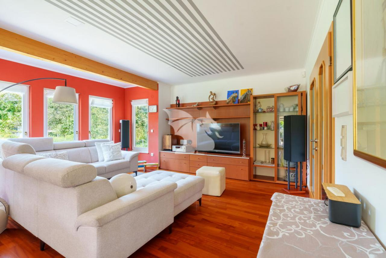 Haus in Ljubljana, Slowenien, 378 m² - Foto 2