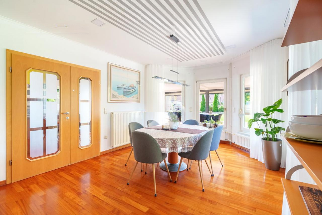 Haus in Ljubljana, Slowenien, 378 m² - Foto 3