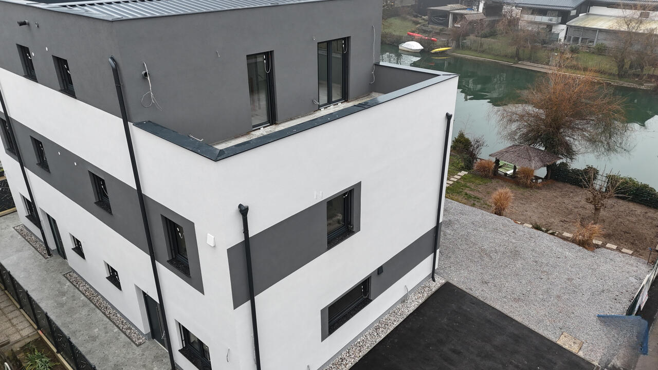 House in Ljubljana, Slovenia, 326 m² - picture 3