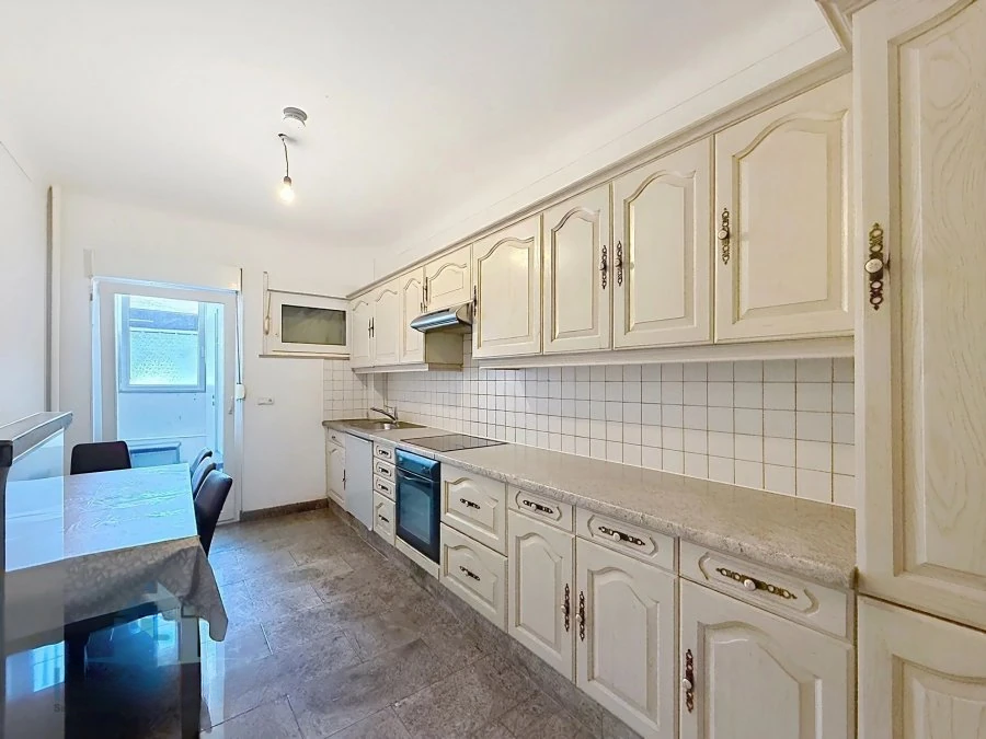 Flat in Luxembourg, Luxembourg, 115 m² - picture 3