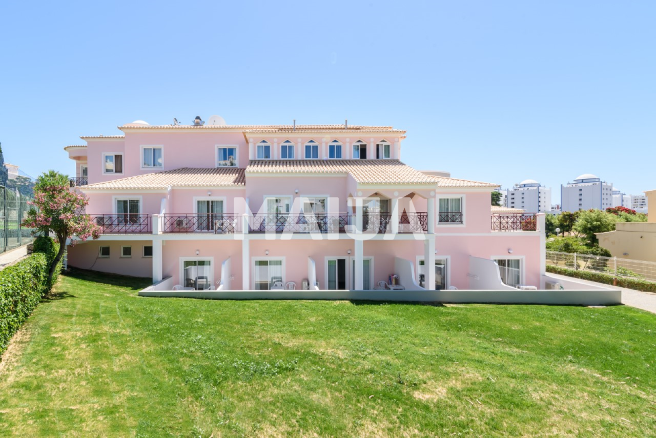 Apartment in Portimao, Portugal, 31.8 m² - picture 1