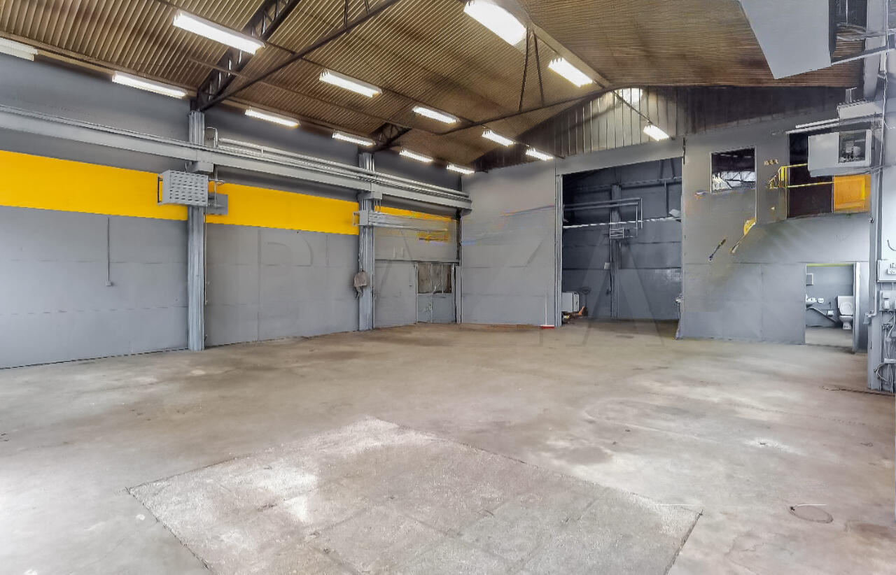 Oficina en Liubliana, Eslovenia, 465 m² - imagen 3