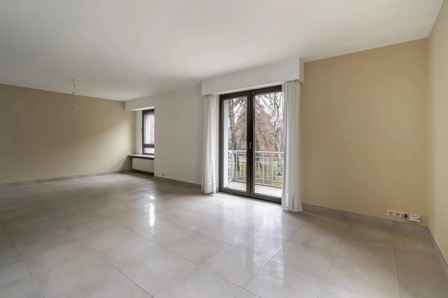 Flat in Luxembourg, Luxembourg, 110 m² - picture 3