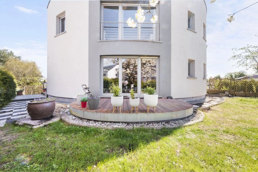 Flat in Luxembourg, Luxembourg, 325 m² - picture 3