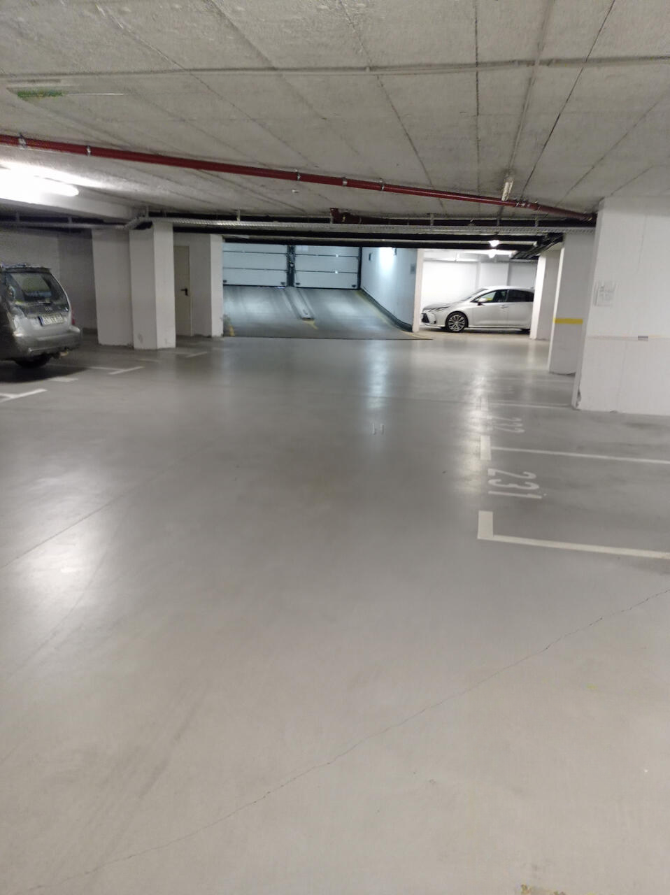 Büro in Ljubljana, Slowenien, 141 m² - Foto 3