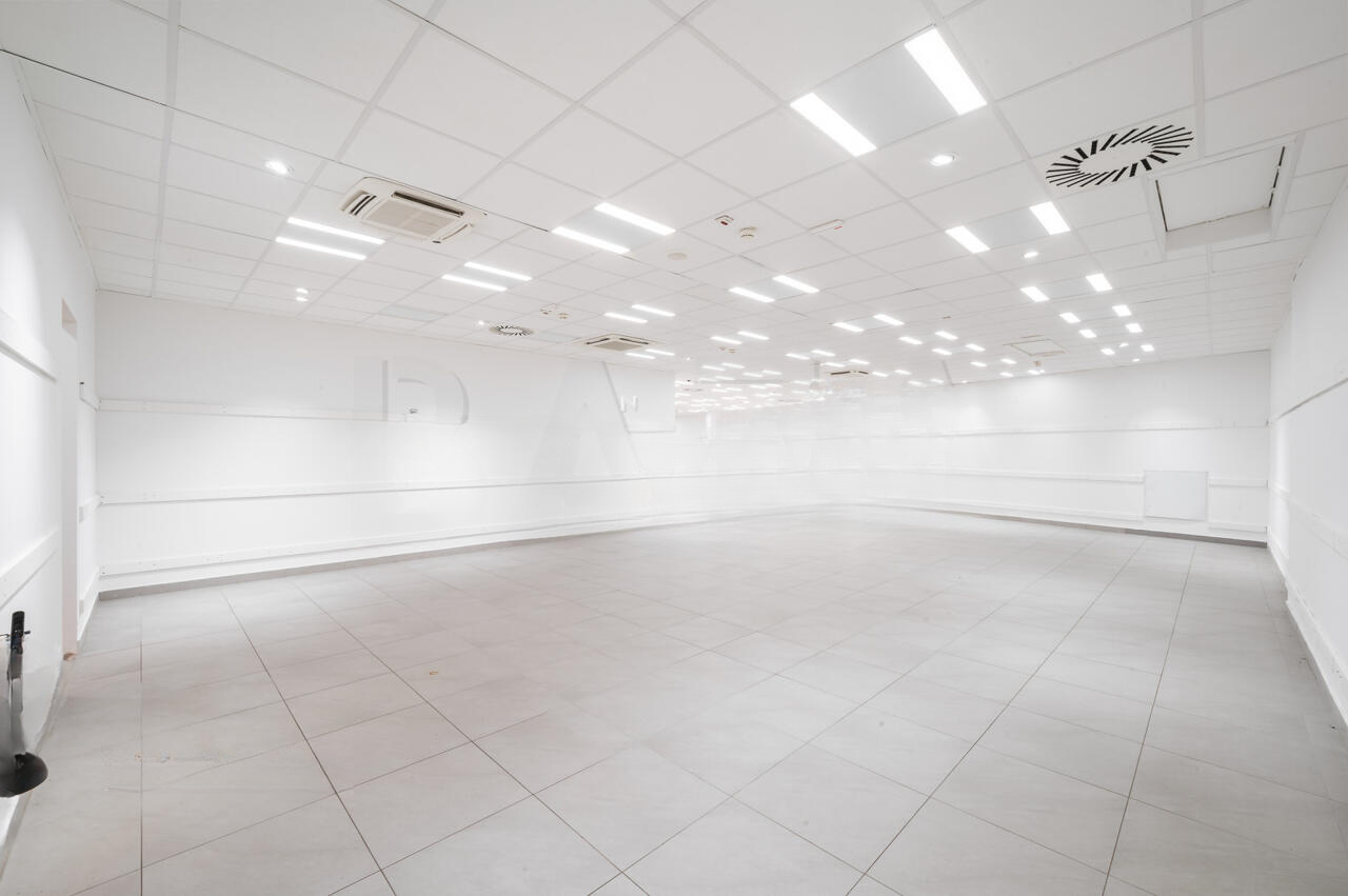 Büro in Ljubljana, Slowenien, 459 m² - Foto 4