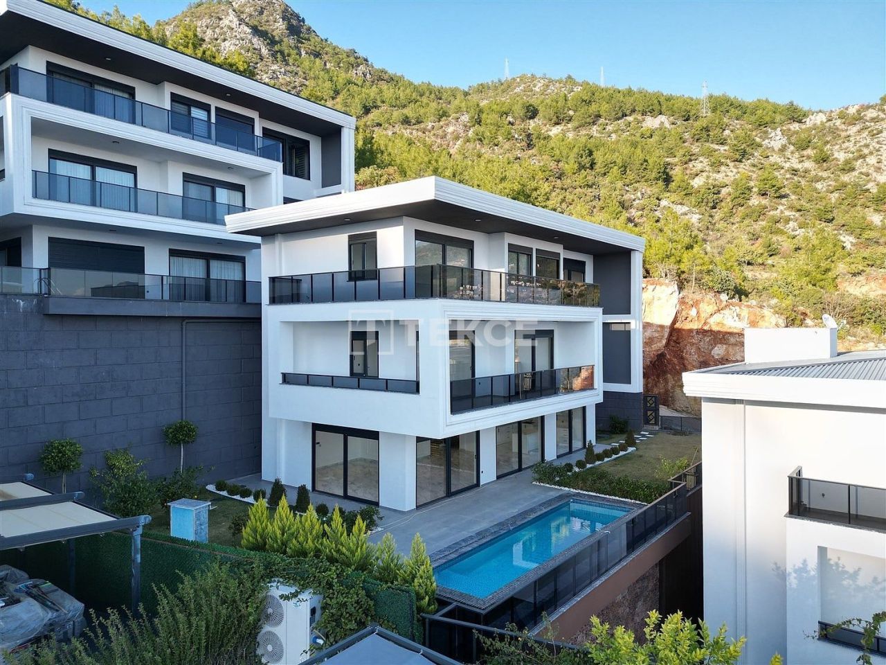 Villa en Alanya, Turquia, 320 m² - imagen 1