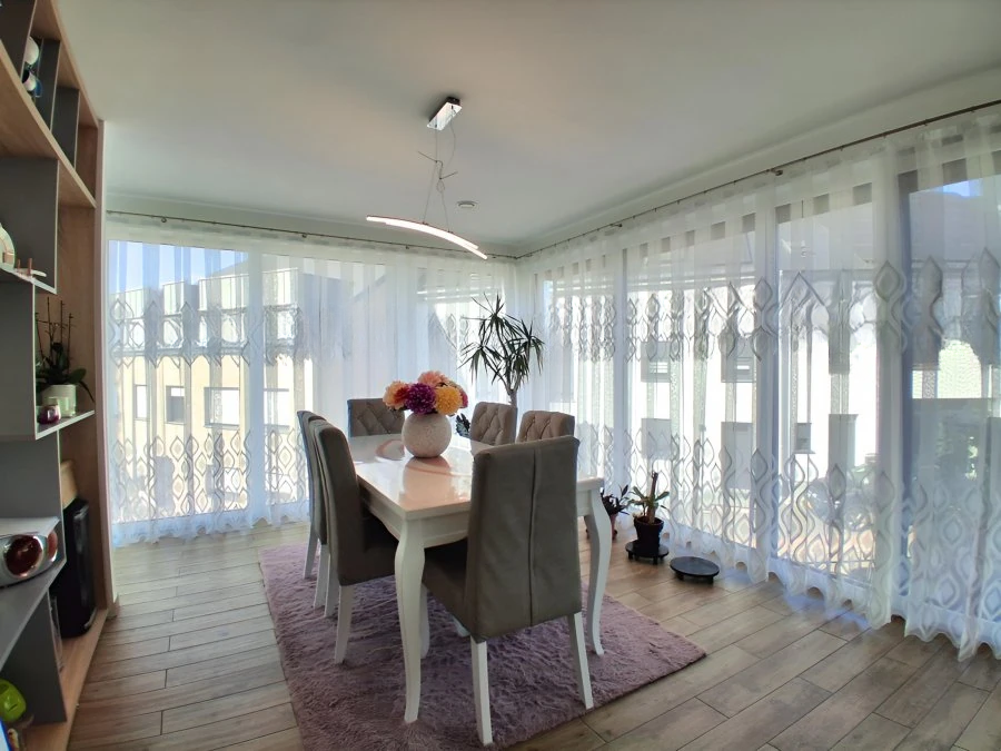 Flat in Diekirch, Luxembourg, 152 m² - picture 4