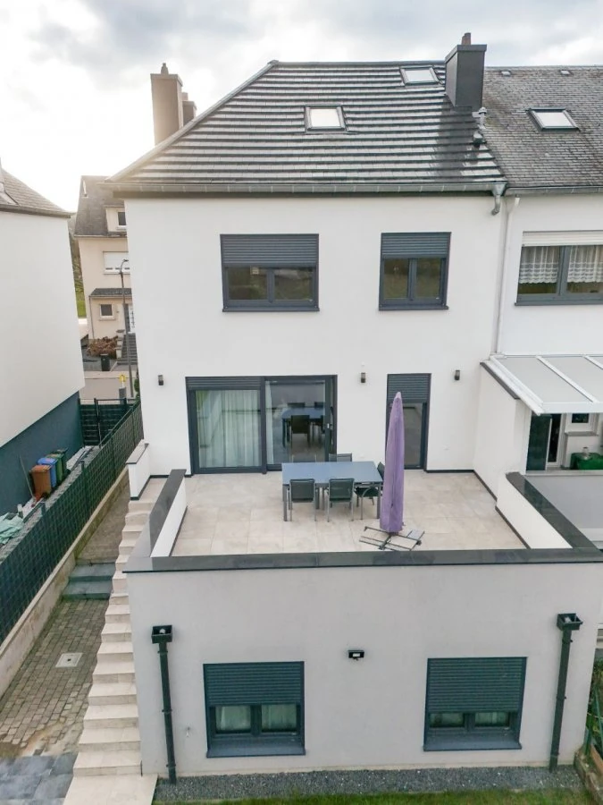 Flat in Luxembourg, Luxembourg, 190 m² - picture 4