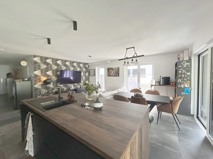 Flat in Luxembourg, Luxembourg, 150 m² - picture 4