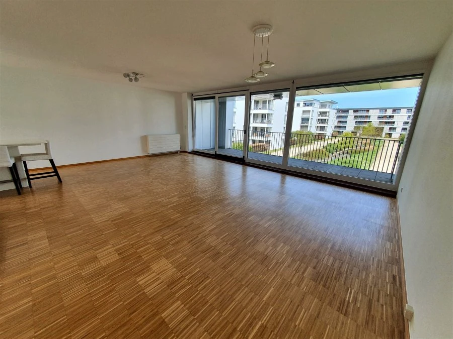 Flat in Luxembourg, Luxembourg, 106 m² - picture 4