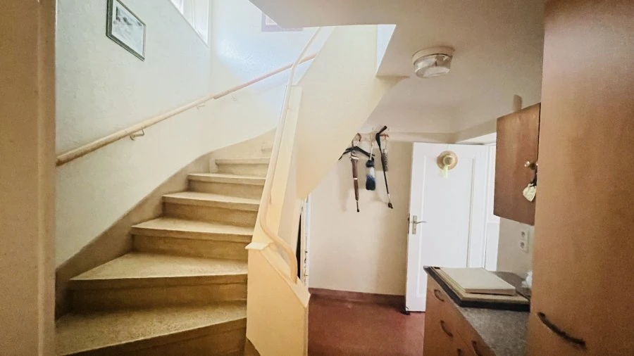 Flat in Luxembourg, Luxembourg, 100 m² - picture 5