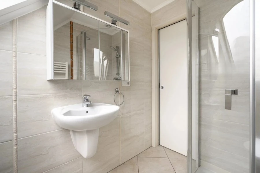 Flat in Luxembourg, Luxembourg, 62 m² - picture 5