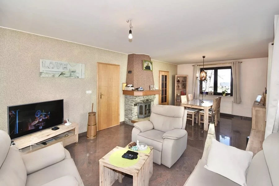 Flat in Derenbach, Luxembourg, 170 m² - picture 5