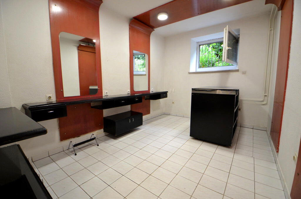 Oficina en Liubliana, Eslovenia, 65 m² - imagen 6