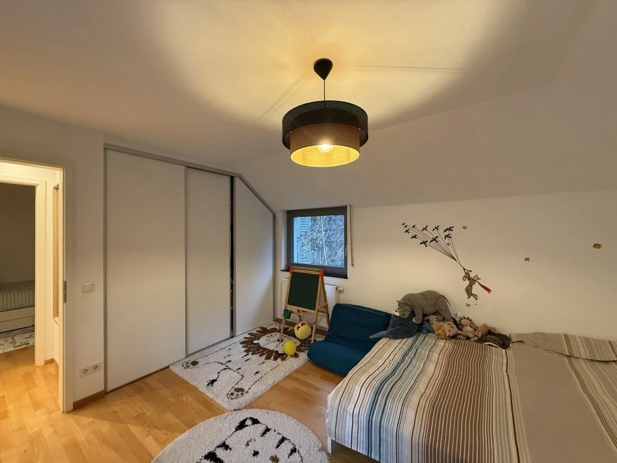 Flat in Luxembourg, Luxembourg, 135 m² - picture 7