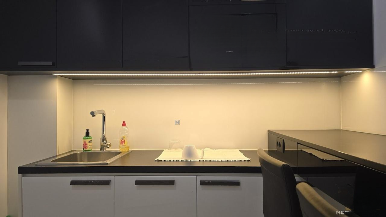 Oficina en Liubliana, Eslovenia, 177 m² - imagen 8