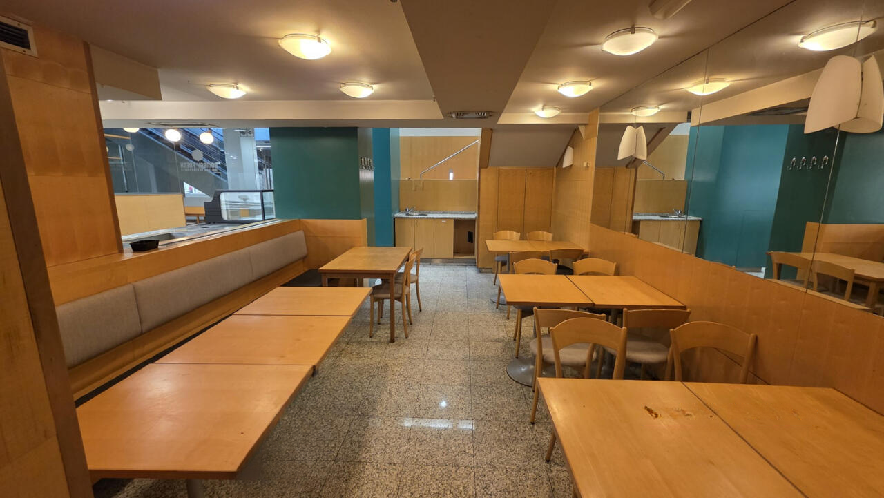 Office in Ljubljana, Slovenia, 140 m² - picture 8