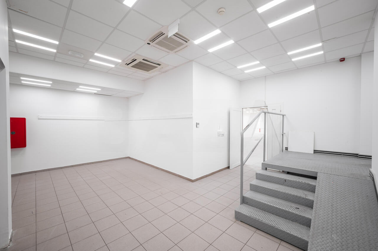 Büro in Ljubljana, Slowenien, 458 m² - Foto 9