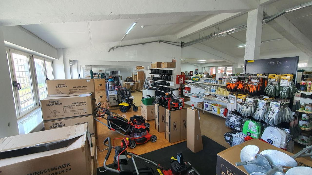 Büro in Ljubljana, Slowenien, 1 185 m² - Foto 10