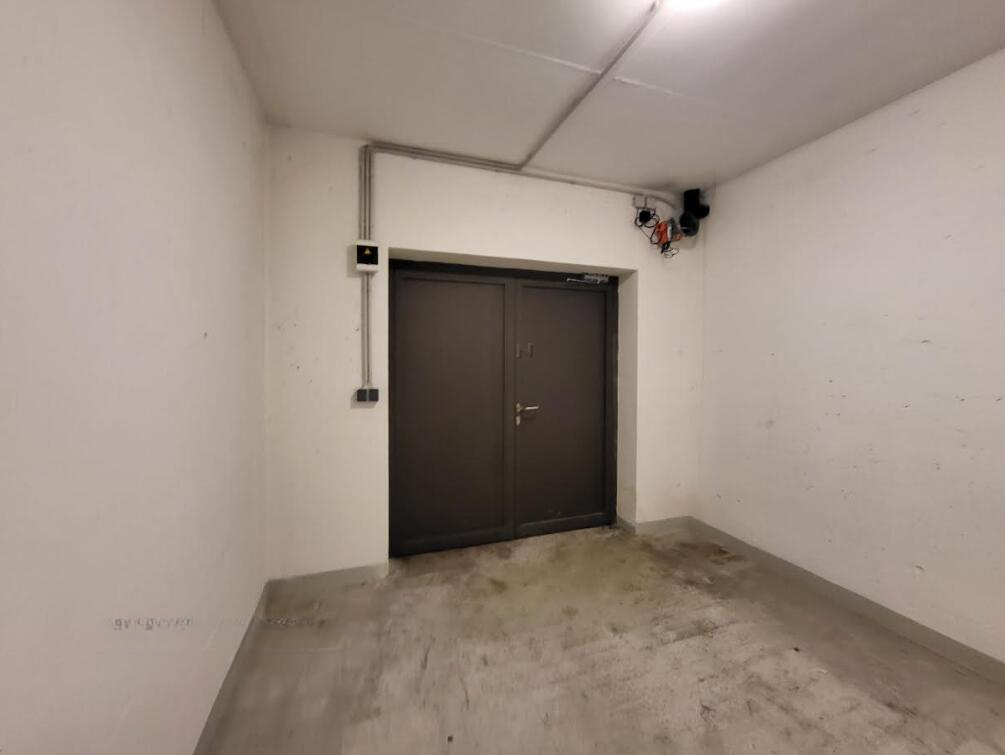 Oficina en Liubliana, Eslovenia, 21 m² - imagen 11