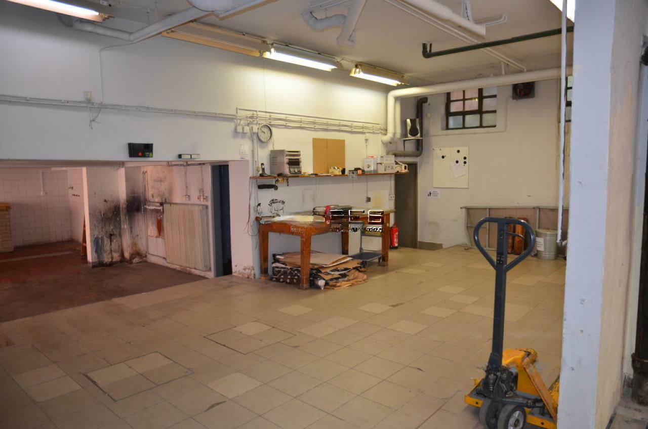 Büro in Ljubljana, Slowenien, 950 m² - Foto 12