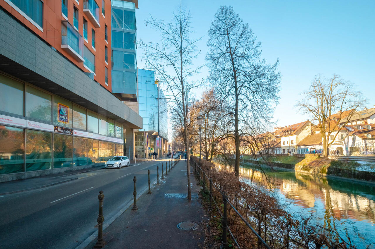 Büro in Ljubljana, Slowenien, 458 m² - Foto 16