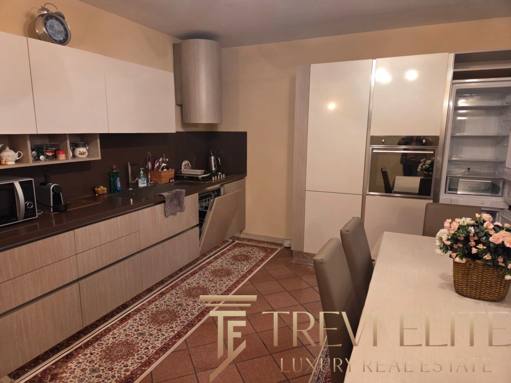 Villa in Rome, Italy, 700 m² - picture 13