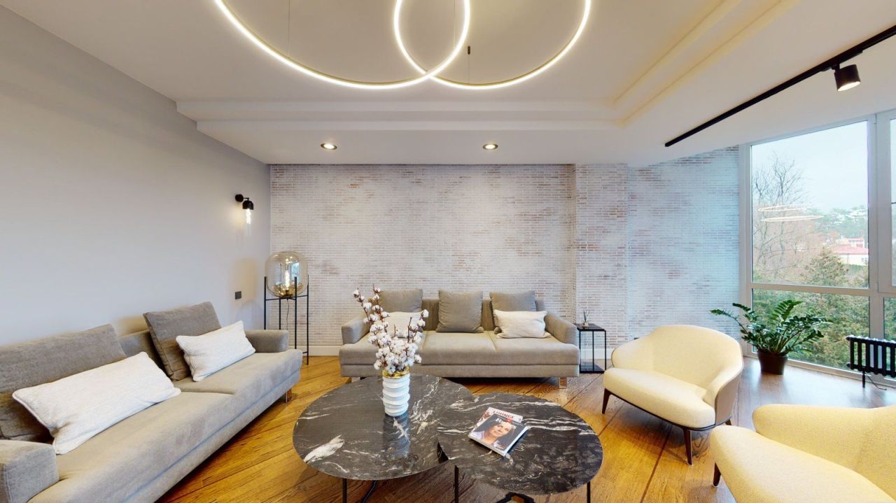 Piso Erglu, Letonia, 190 m² - imagen 1