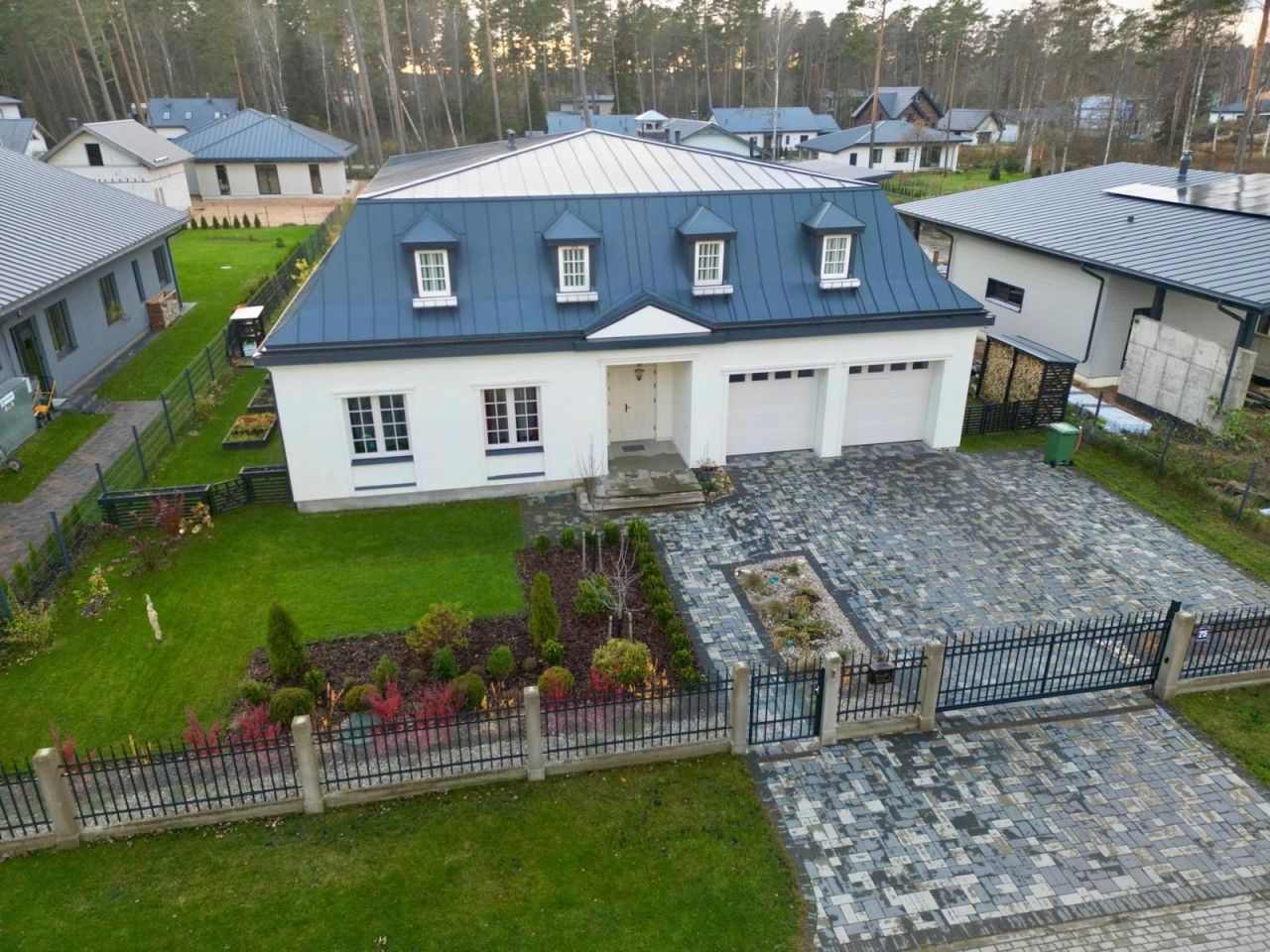 Haus in Region Riga, Lettland, 304 m² - Foto 1