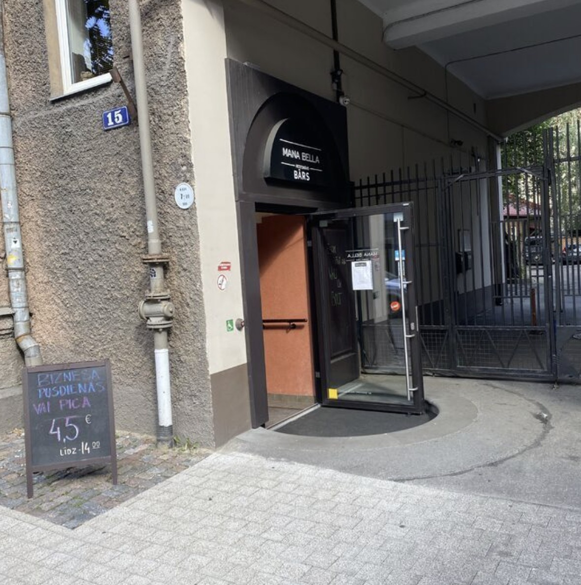 Office in Riga, Latvia, 151 m² - picture 7