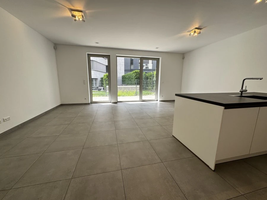 Flat in Luxembourg, Luxembourg, 99 m² - picture 3