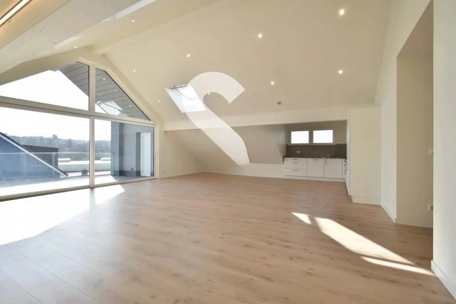 Flat in Luxembourg, Luxembourg, 152 m² - picture 3