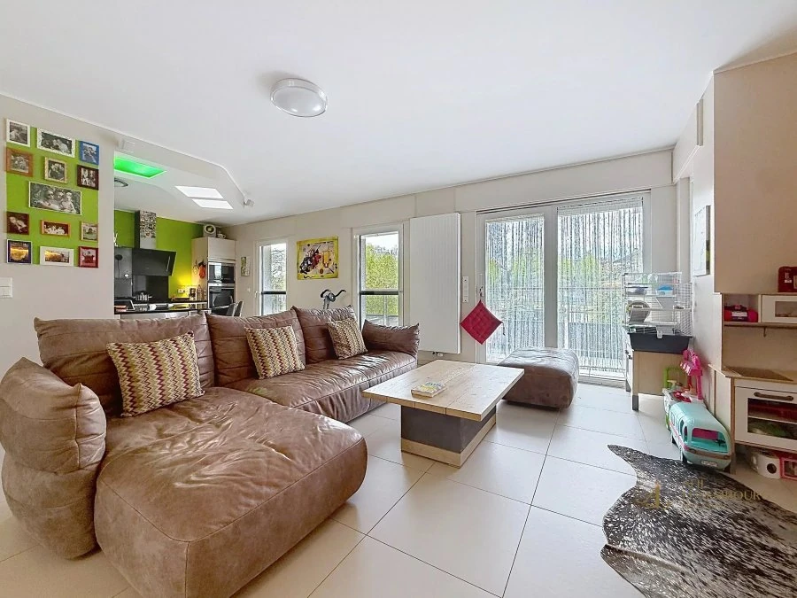 Flat in Luxembourg, Luxembourg, 95 m² - picture 4