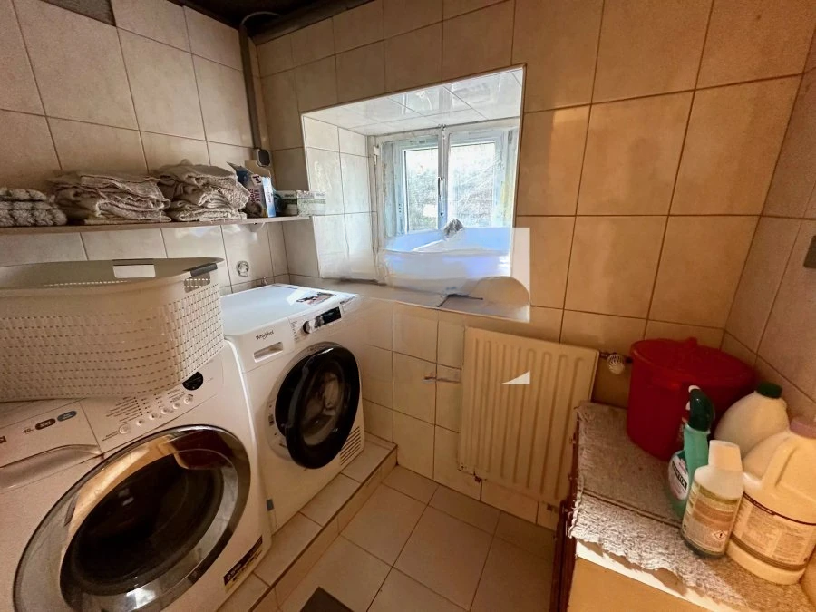 Flat in Luxembourg, Luxembourg, 165 m² - picture 5