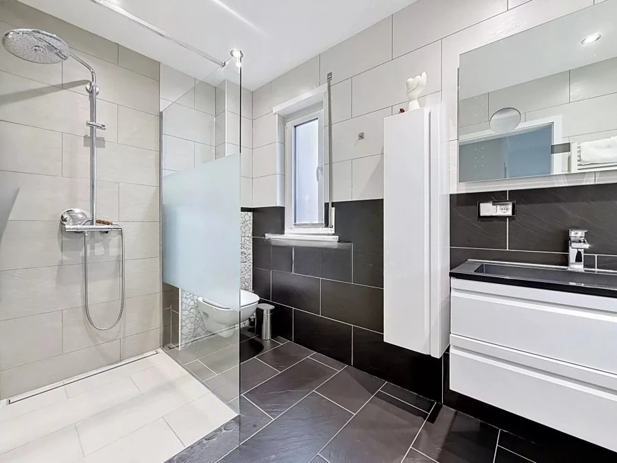 Flat in Luxembourg, Luxembourg, 64 m² - picture 5