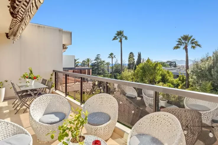 House in Cannes, France, 76 m² - picture 1