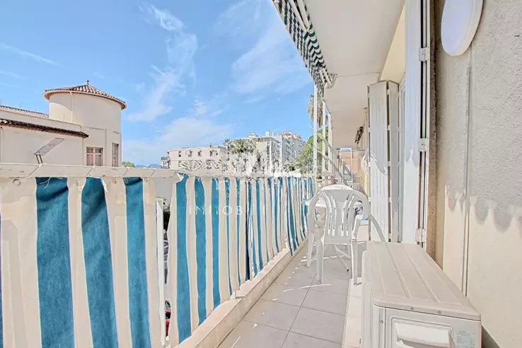 Flat in Cannes, France, 49 m² - picture 4