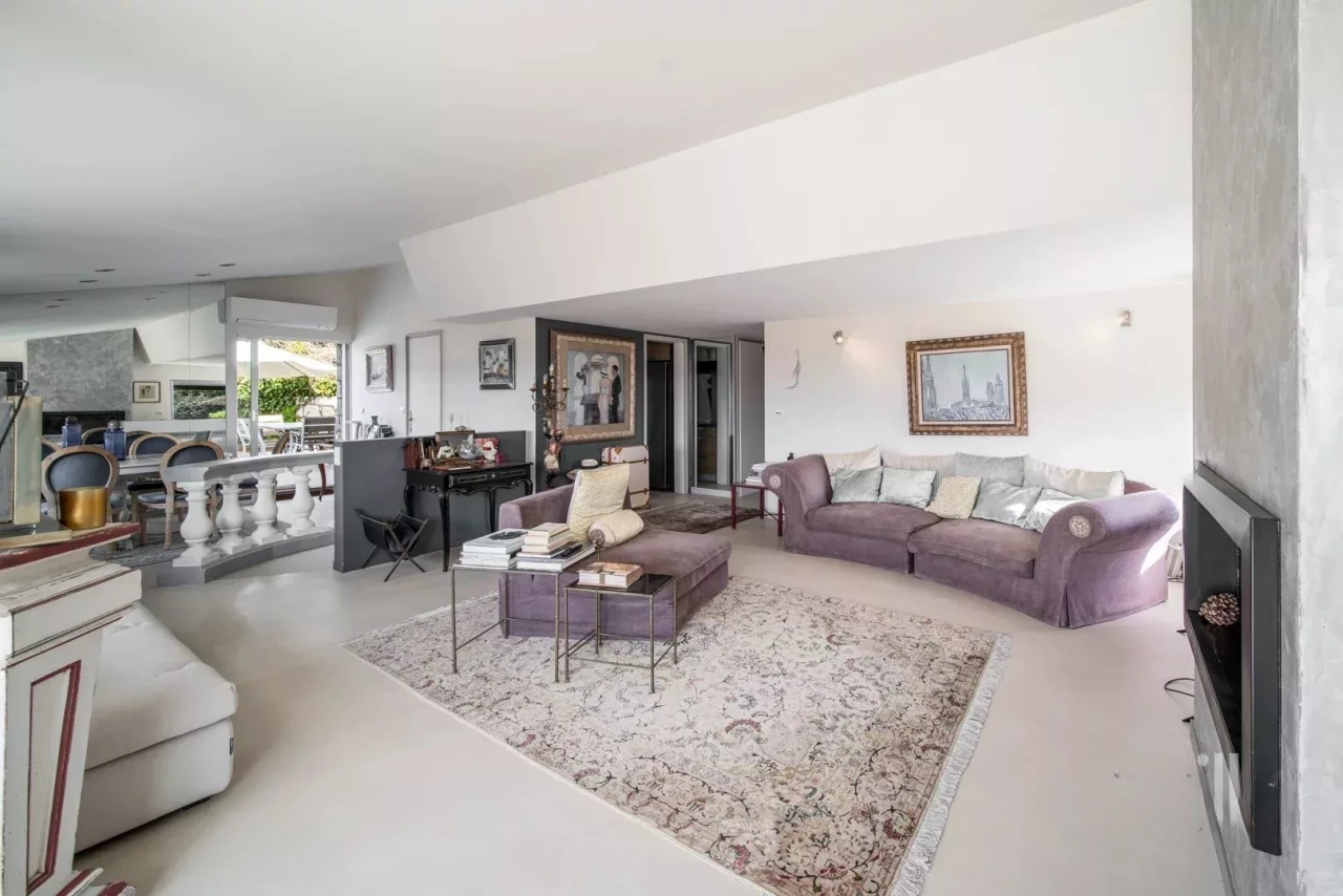 Flat in Cannes, France, 133 m² - picture 8