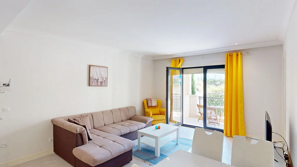 Piso en Luštica, Montenegro, 55.32 m² - imagen 1