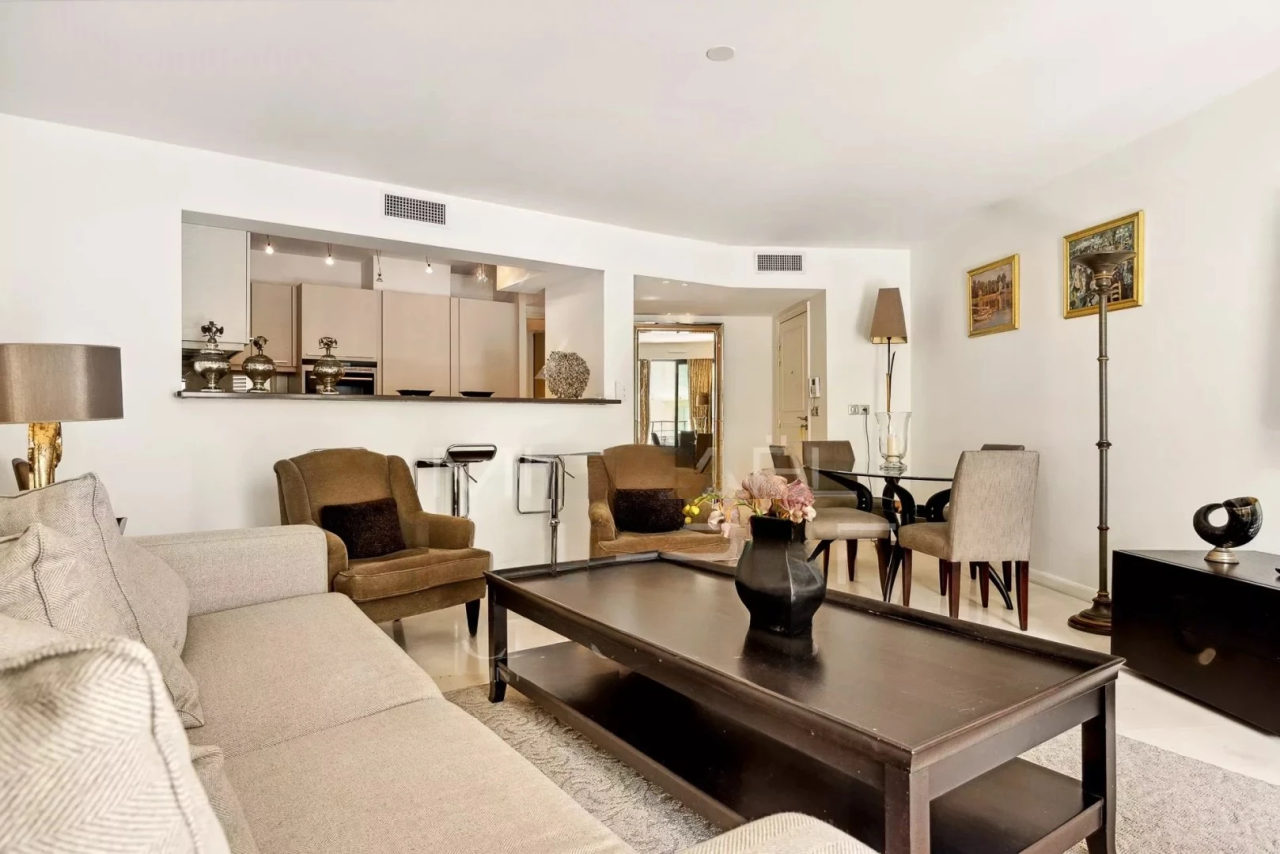 Appartamento a Cannes, Francia, 87 m² - foto 2