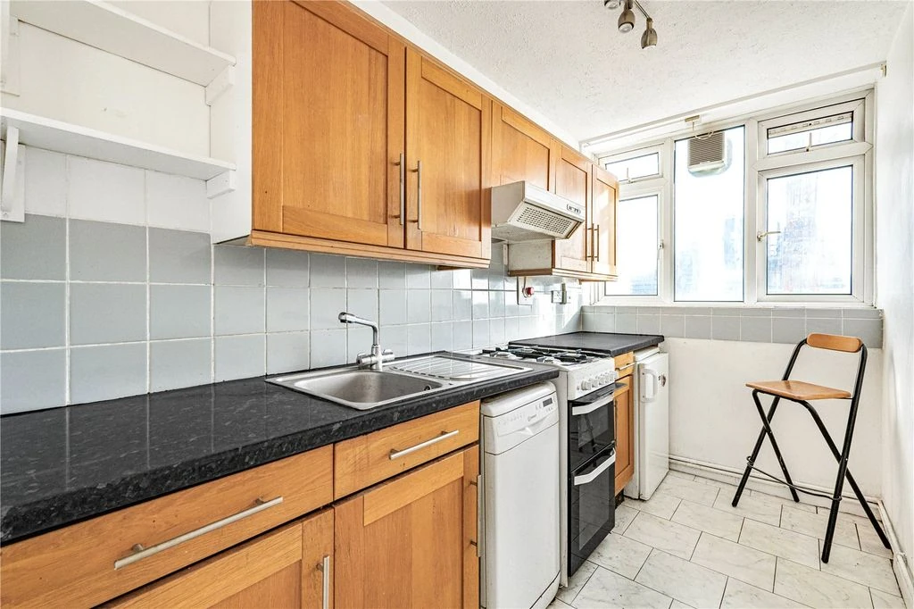 Flat in London, United Kingdom, 65 m² - picture 11