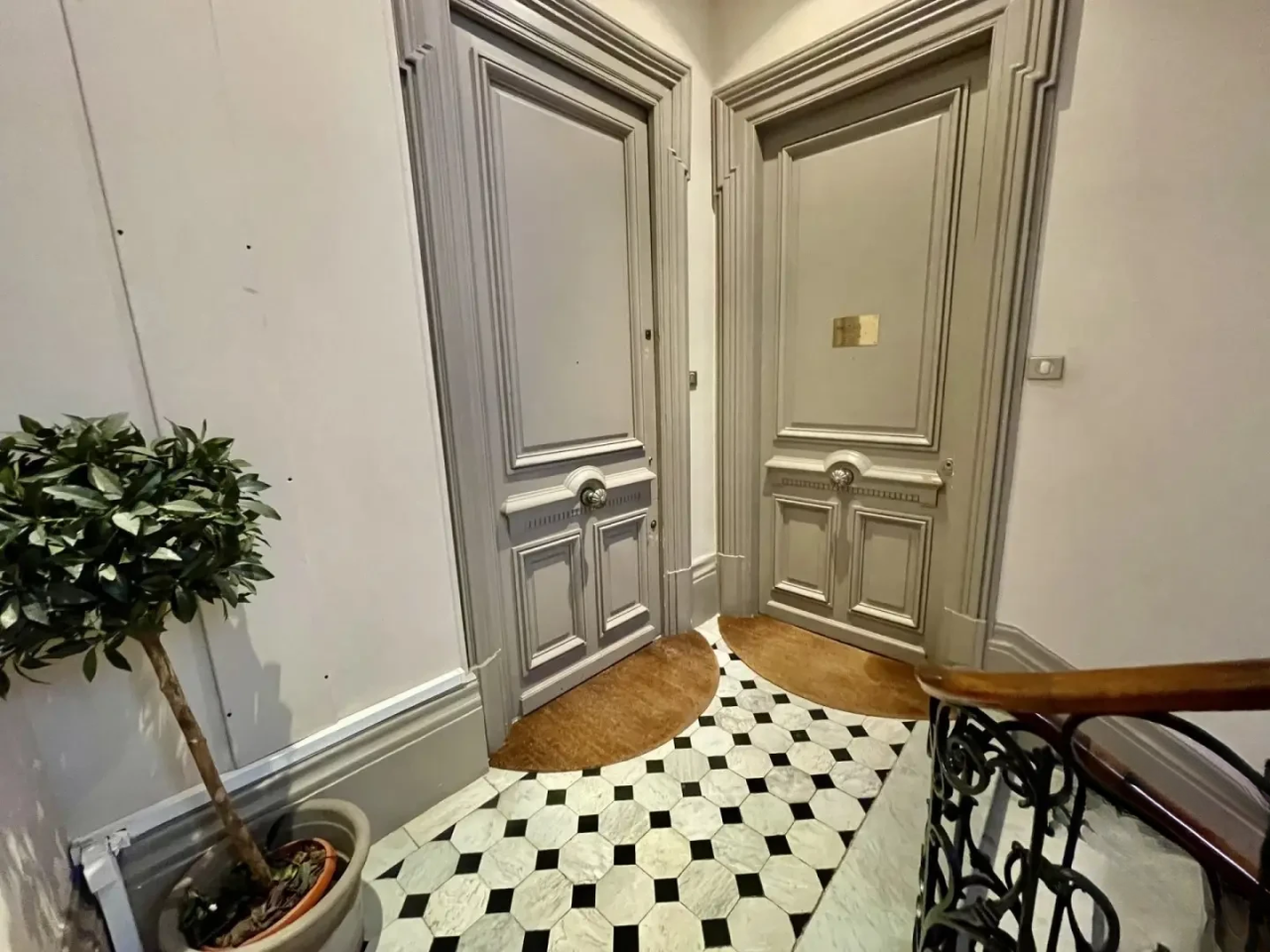 Flat in Cannes, France, 172 m² - picture 11