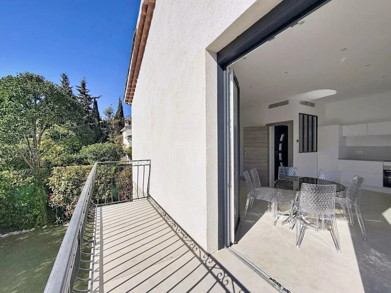 House in Cannes, France, 130 m² - picture 1