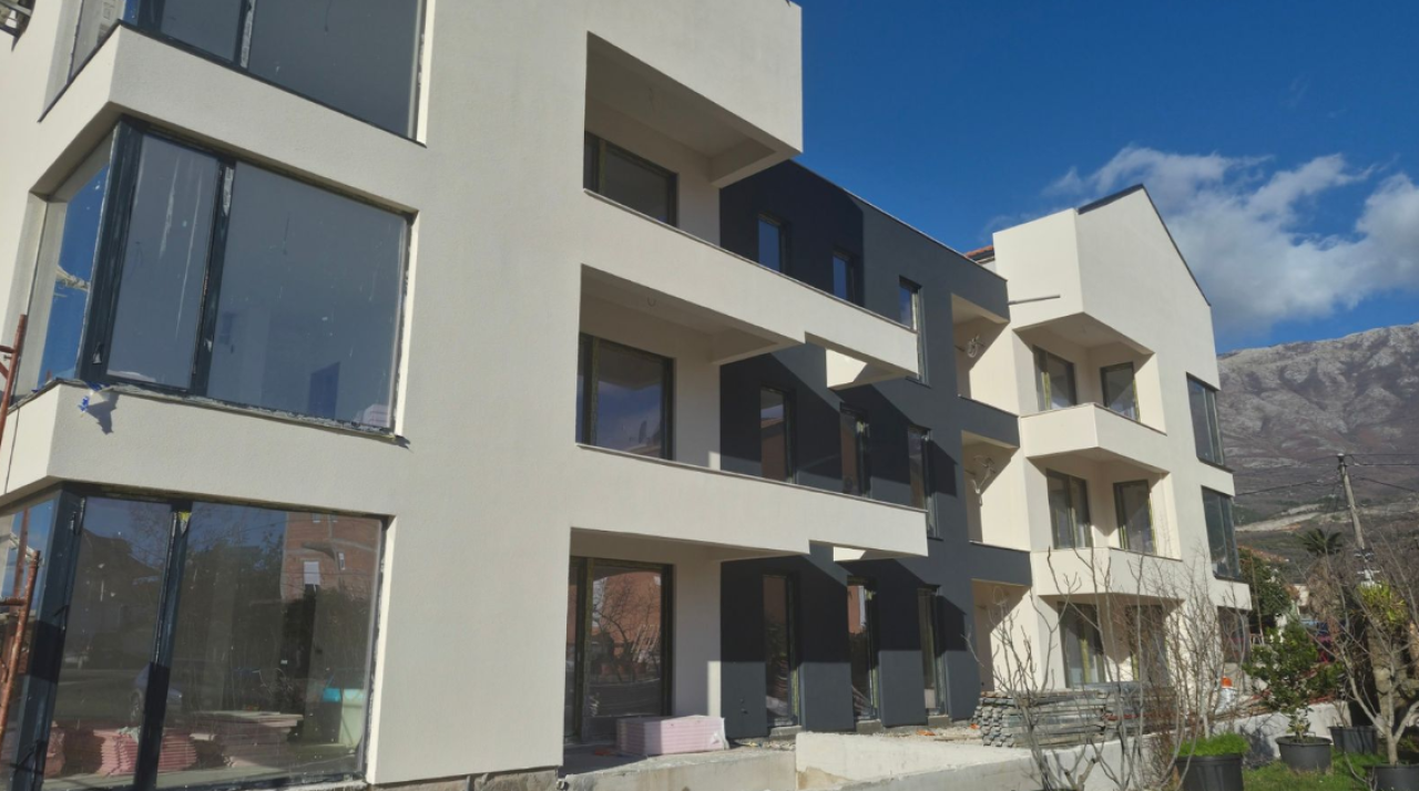 Piso en Radanovici, Montenegro, 51 m² - imagen 11