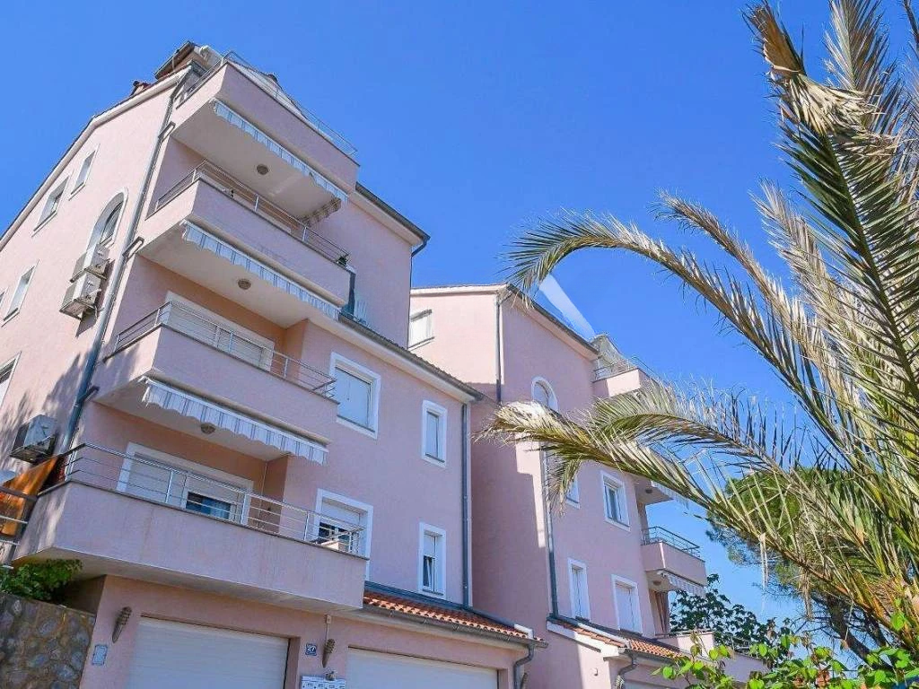 Appartamento a Opatija, Croazia, 122 m² - foto 1