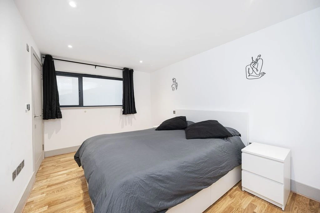 Flat in London, United Kingdom, 47 m² - picture 9