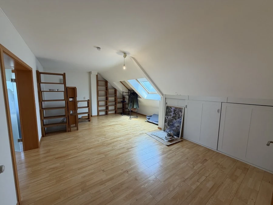 Flat in Luxembourg, Luxembourg, 195 m² - picture 7