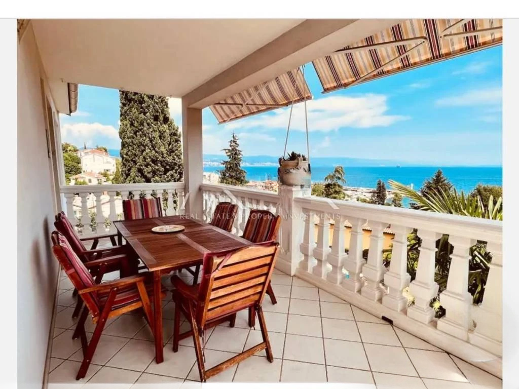 Flat in Opatija, Croatia, 173 m² - picture 1